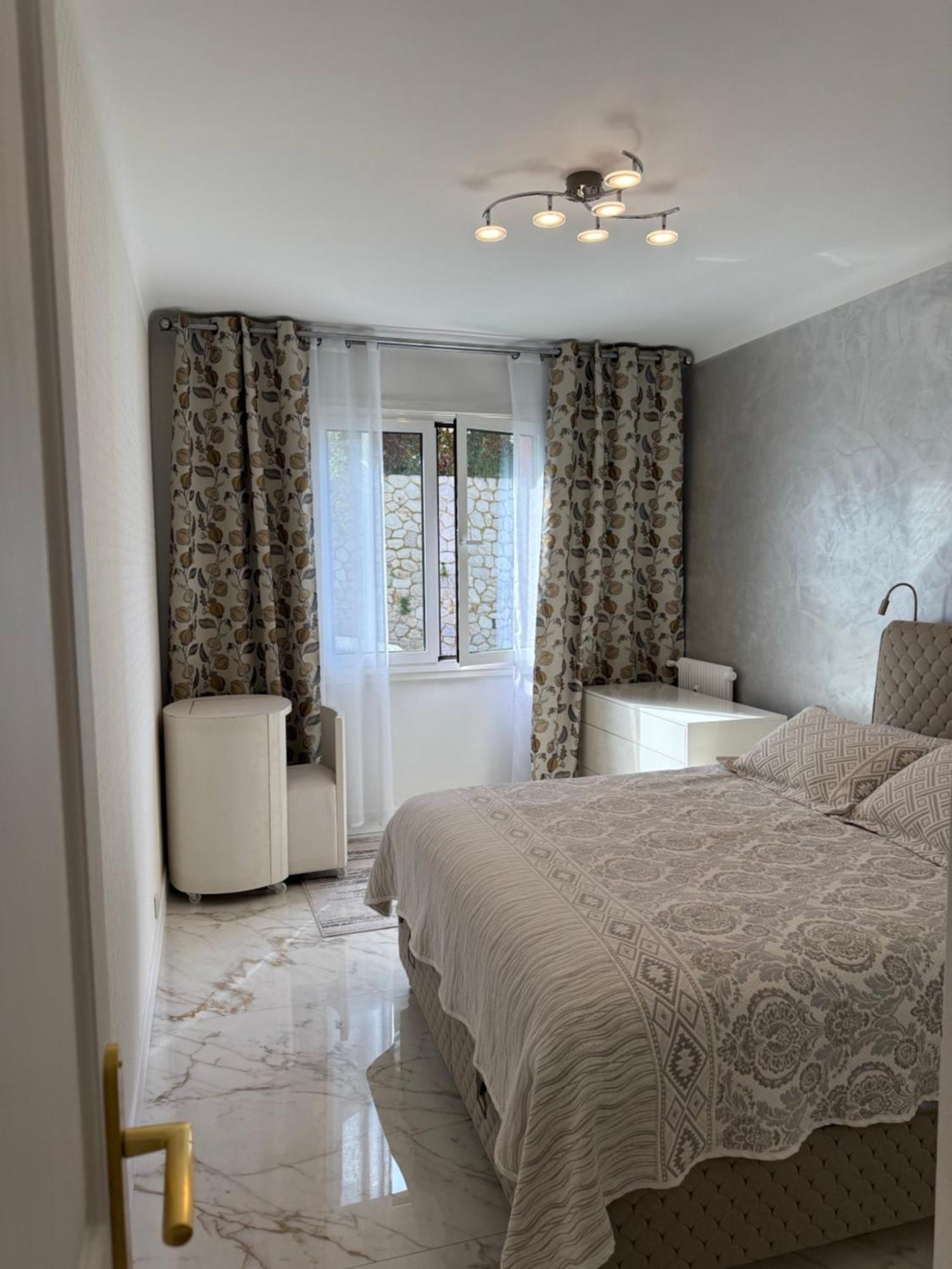 Emotion Vip Apartment Nizza Esterno foto